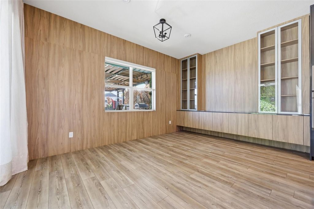 Image 28 of property listing at 13384 PANAMA BEACH COURT, Orlando, FL 32827