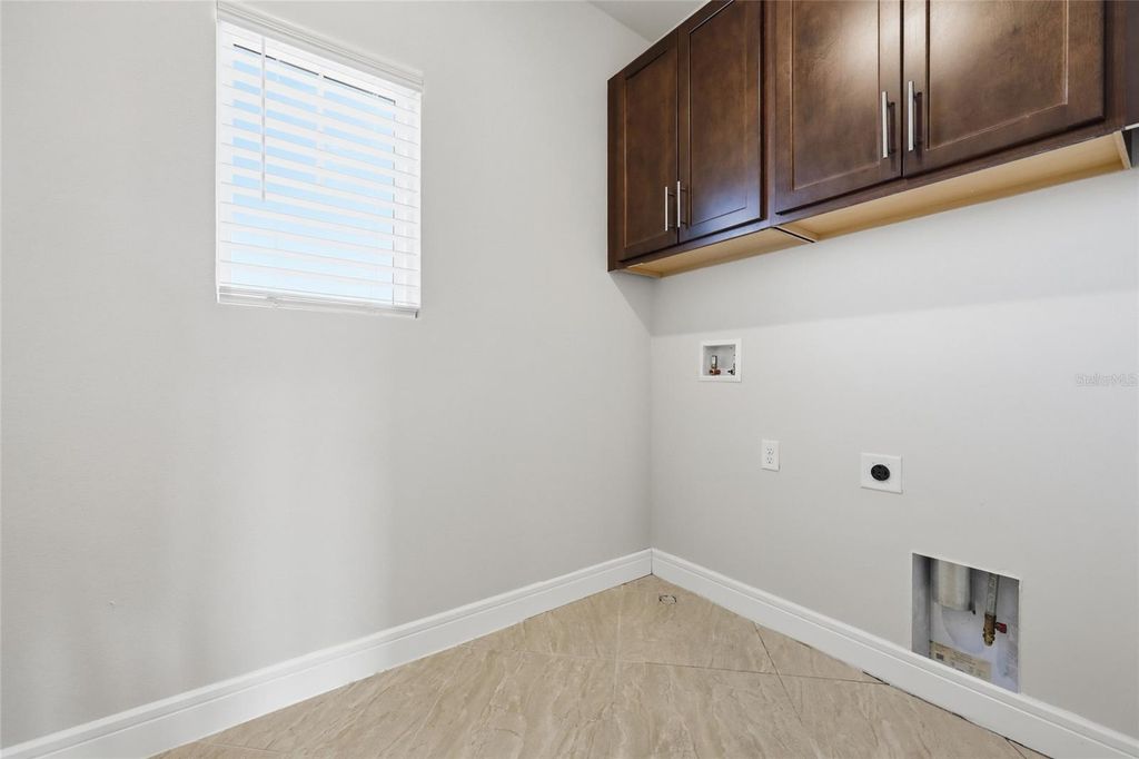 Image 42 of property listing at 13384 PANAMA BEACH COURT, Orlando, FL 32827