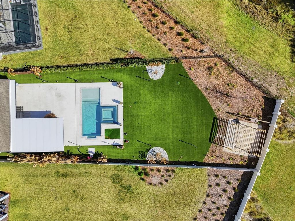 Image 6 of property listing at 13384 PANAMA BEACH COURT, Orlando, FL 32827