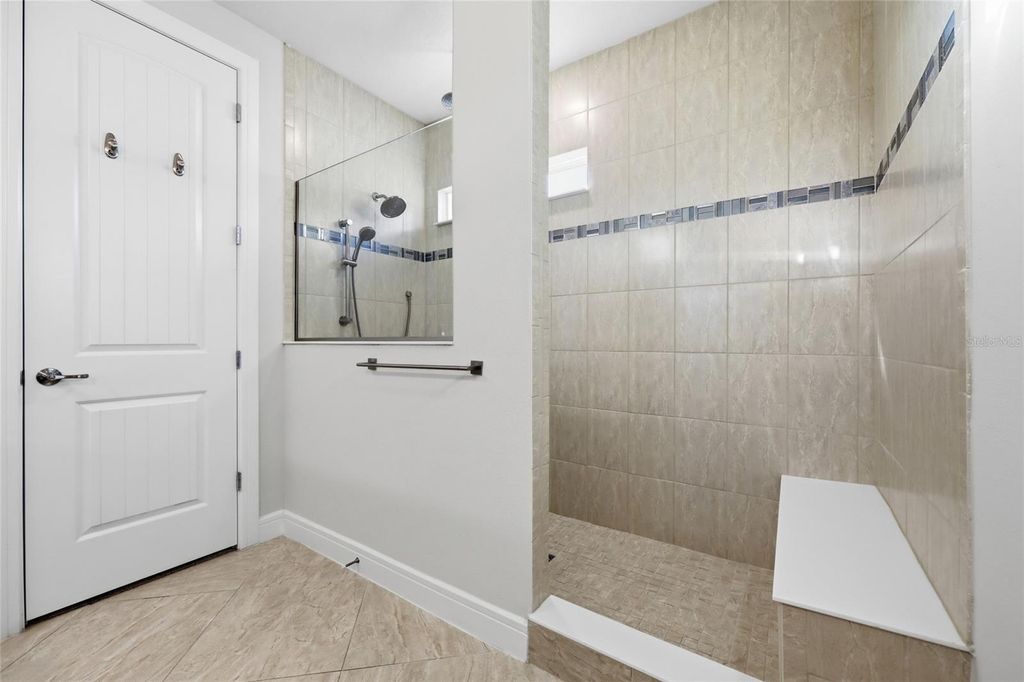 Image 53 of property listing at 13384 PANAMA BEACH COURT, Orlando, FL 32827