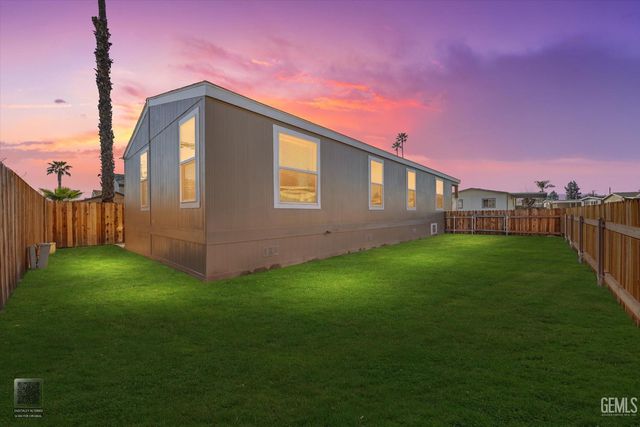 259 Mary Kay Lane, Bakersfield, CA 93308