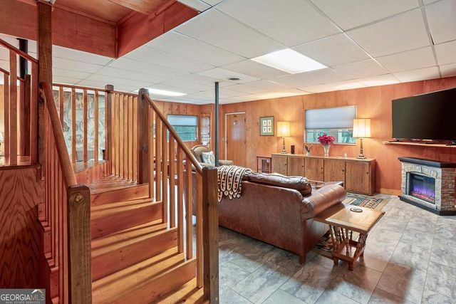 2669 Weaver Creek Road, Blue Ridge, GA 30513
