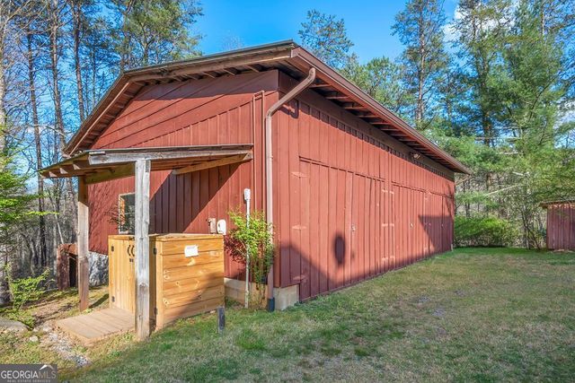 2669 Weaver Creek Road, Blue Ridge, GA 30513