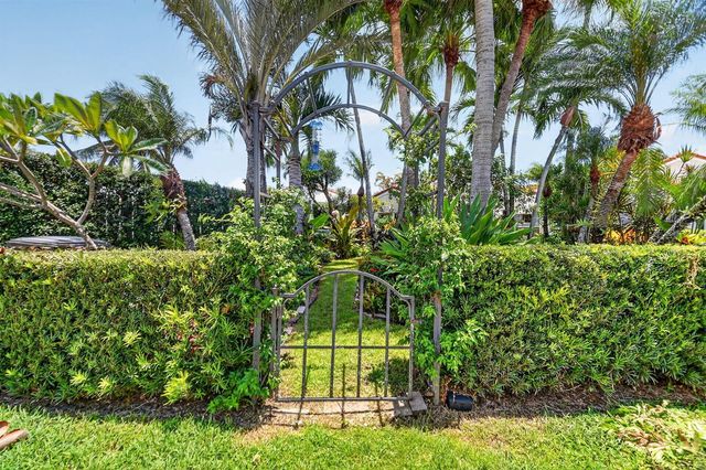 7285 Burgess Drive, Lake Worth, FL 33467
