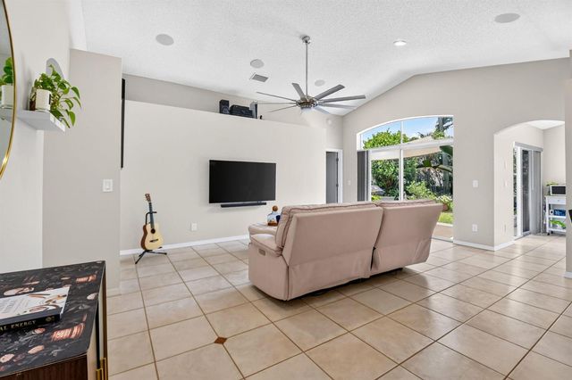 7285 Burgess Drive, Lake Worth, FL 33467