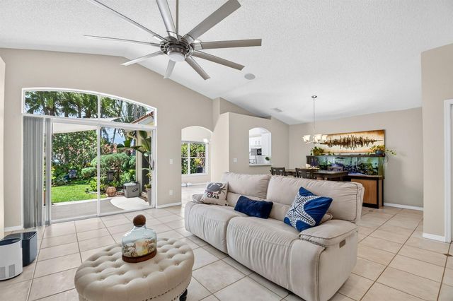 7285 Burgess Drive, Lake Worth, FL 33467