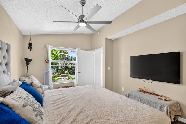 7285 Burgess Drive, Lake Worth, FL 33467