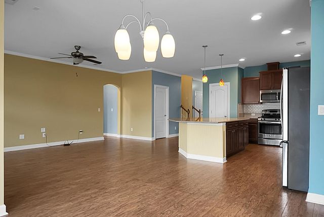 568 Crossland Drive, Moncks Corner, SC 29461