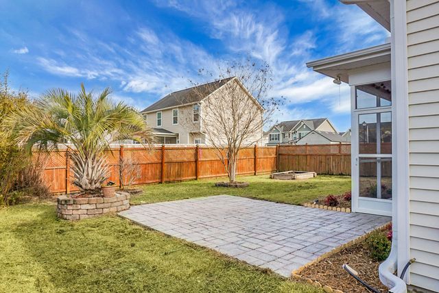 568 Crossland Drive, Moncks Corner, SC 29461