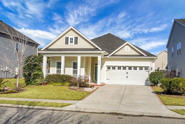 568 Crossland Drive, Moncks Corner, SC 29461