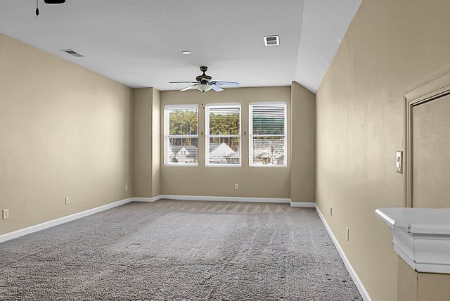 568 Crossland Drive, Moncks Corner, SC 29461