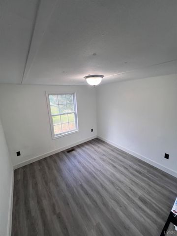 2443 Sunnymeade Rd, Rustburg, VA 24588