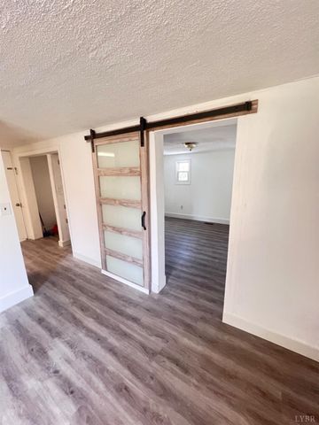 2443 Sunnymeade Rd, Rustburg, VA 24588