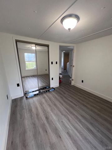 2443 Sunnymeade Rd, Rustburg, VA 24588