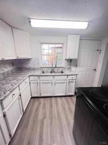 2443 Sunnymeade Rd, Rustburg, VA 24588