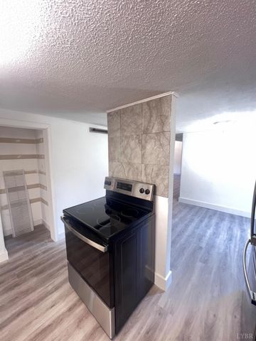 2443 Sunnymeade Rd, Rustburg, VA 24588