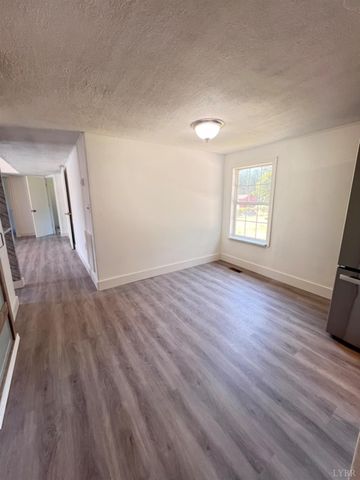 2443 Sunnymeade Rd, Rustburg, VA 24588