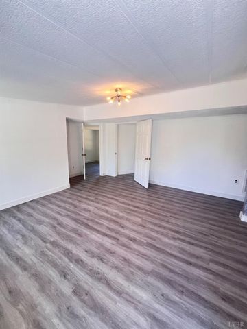 2443 Sunnymeade Rd, Rustburg, VA 24588