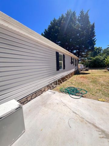 2443 Sunnymeade Rd, Rustburg, VA 24588