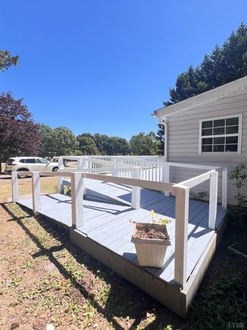 2443 Sunnymeade Rd, Rustburg, VA 24588