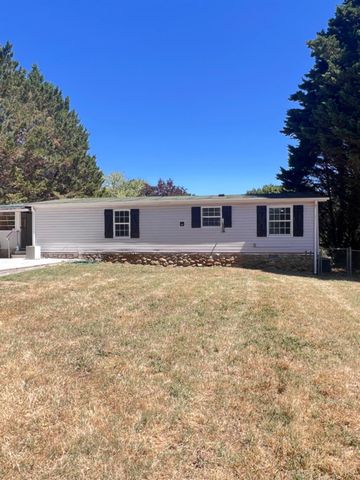 2443 Sunnymeade Rd, Rustburg, VA 24588