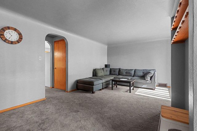 1012 REDWOOD DRIVE, Green Bay, WI 54304