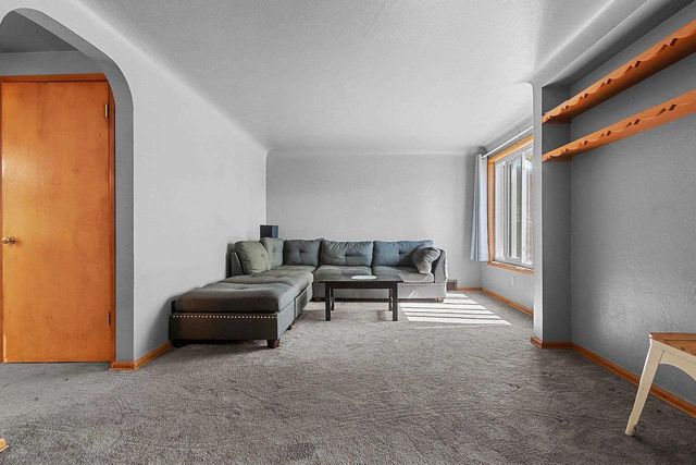 1012 REDWOOD DRIVE, Green Bay, WI 54304