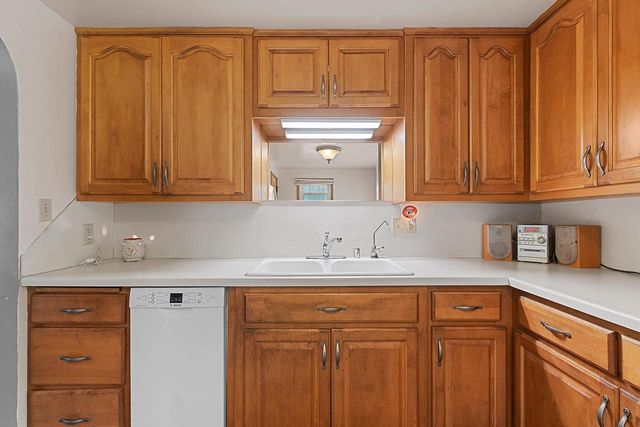 1012 REDWOOD DRIVE, Green Bay, WI 54304