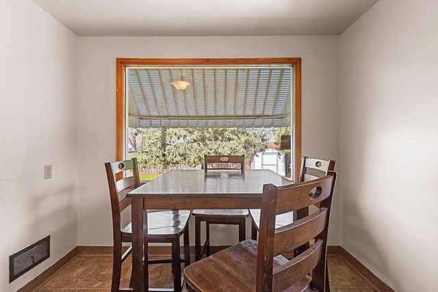 1012 REDWOOD DRIVE, Green Bay, WI 54304