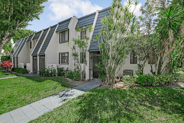 4397 Trevi Court, Lake Worth, FL 33467