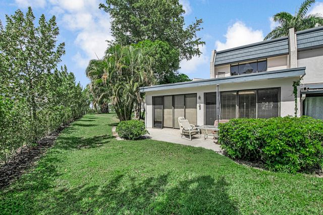 4397 Trevi Court, Lake Worth, FL 33467