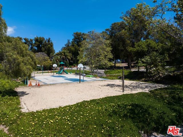 29 Paradise Cove Road, Malibu, CA 90265
