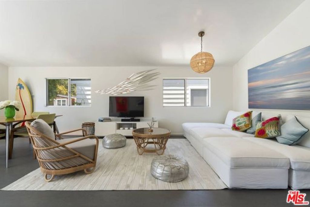 29 Paradise Cove Road, Malibu, CA 90265