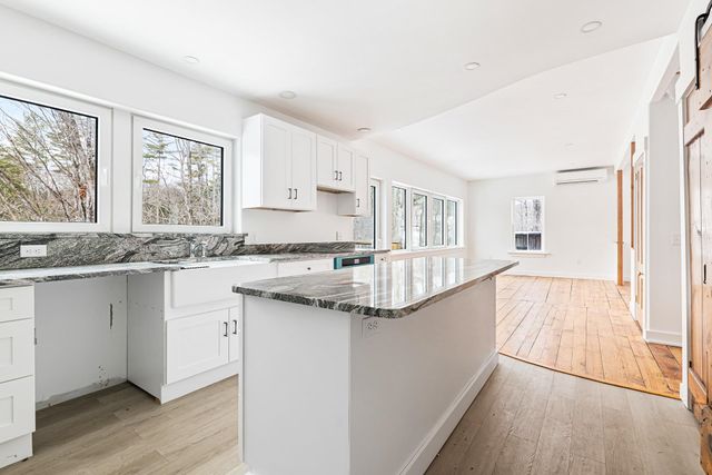 516 West Salisbury Road, Salisbury, NH 03268