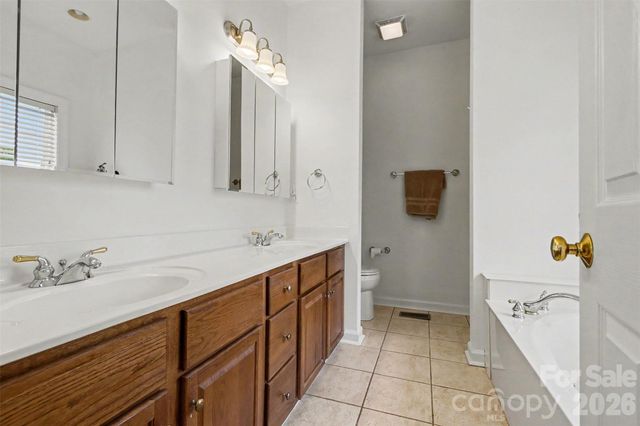 112 Hancock Crossing, Clover, SC 29710