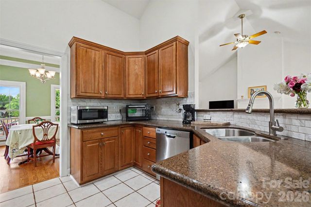 112 Hancock Crossing, Clover, SC 29710