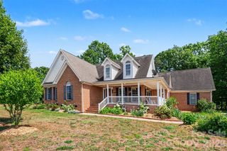 112 Hancock Crossing, Clover, SC 29710