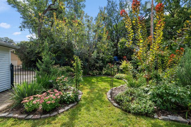 1900 Feronia Avenue, Saint Paul, MN 55104