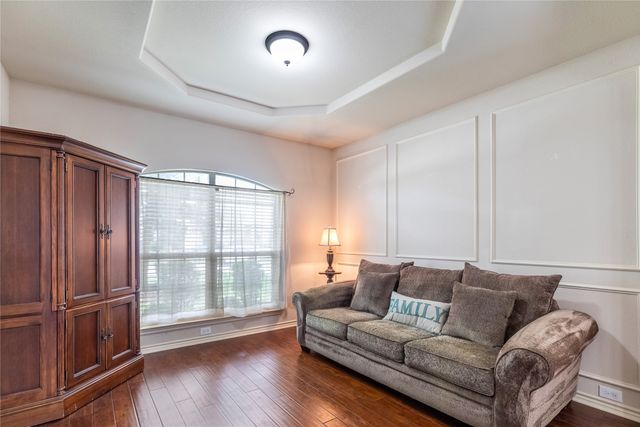 11825 Wolfcreek Lane, Fort Worth, TX 76244