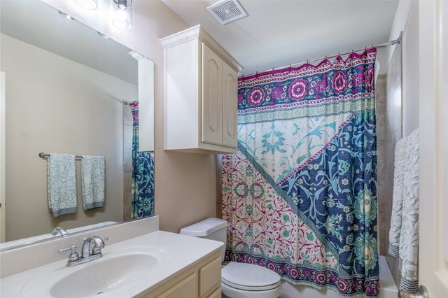 11825 Wolfcreek Lane, Fort Worth, TX 76244