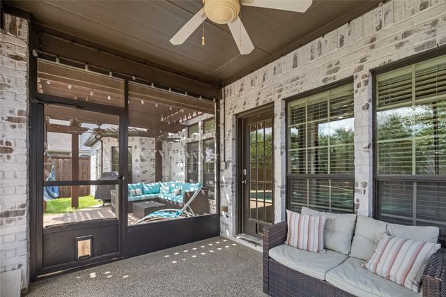 11825 Wolfcreek Lane, Fort Worth, TX 76244