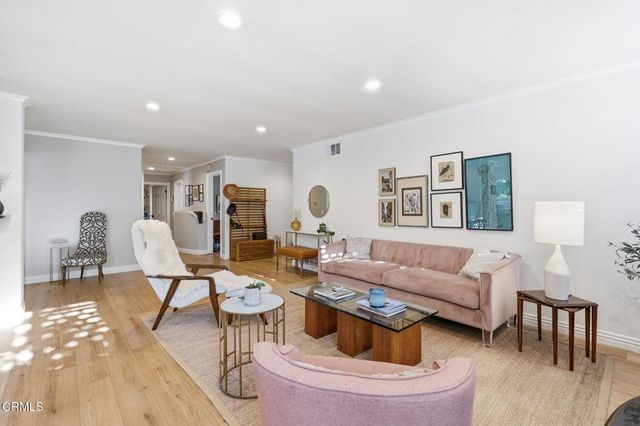 18824 Dukas Street, Los Angeles, CA 91326