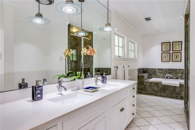 4804 Alan Dale Lane, Dallas, TX 75209