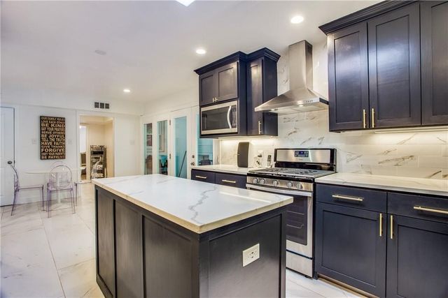 4804 Alan Dale Lane, Dallas, TX 75209