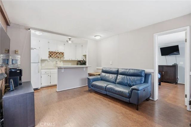 725 Coronado Ave 106, Long Beach, CA 90804