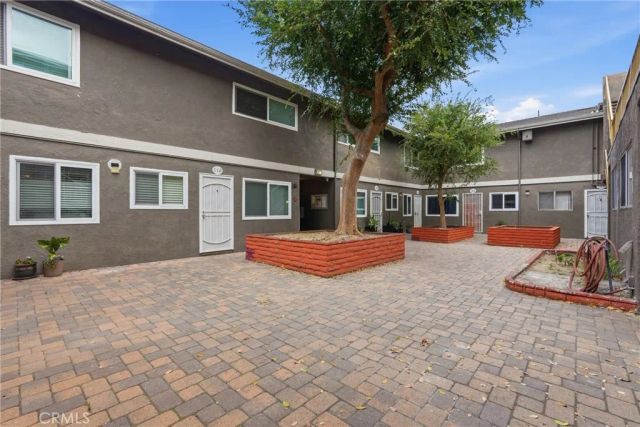 725 Coronado Ave 106, Long Beach, CA 90804