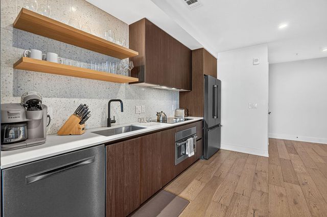 48 East Ave 2911, Austin, TX 78701