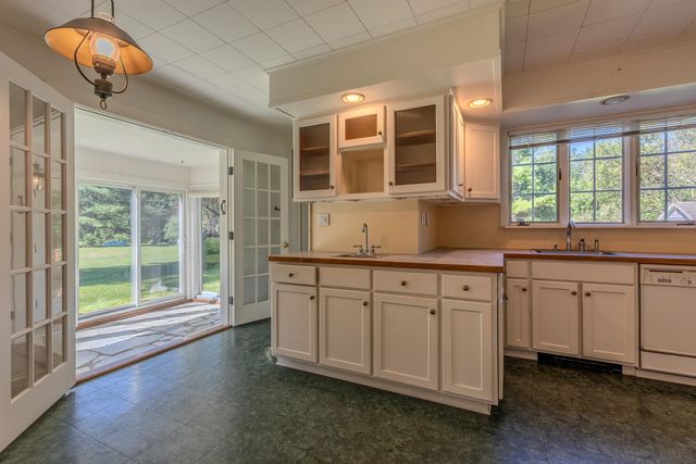 1131 Route 30, Dorset, VT 05251