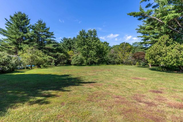 1131 Route 30, Dorset, VT 05251
