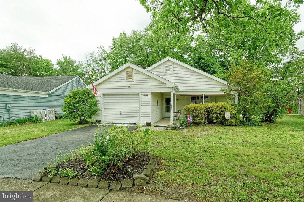 105 BUCKINGHAM DR, Southampton Twp, NJ 08088 — exterior